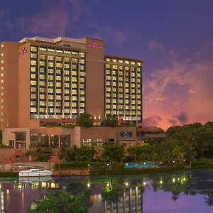 Crowne Plaza Kochi, An Ihg Hotel