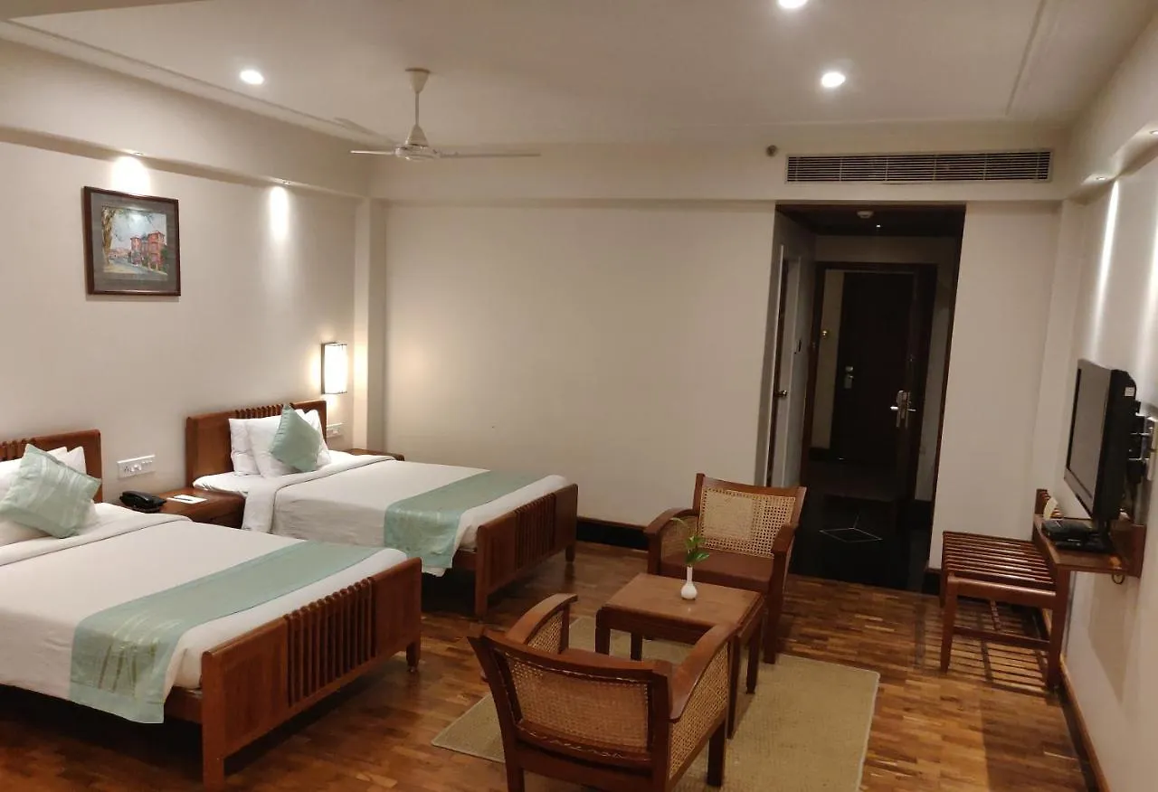 Grand Hotel Kochi 4*,